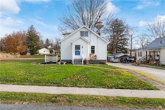 93 Cleveland Ave, Doylestown, OH 44230