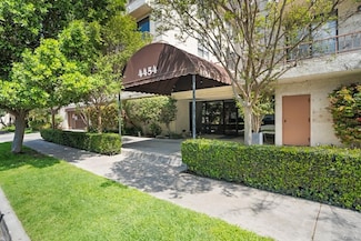 4454 Ventura Canyon Ave Unit 304, Sherman Oaks, CA 91423