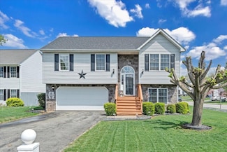 4302 Kaiden Ct NW, Roanoke, VA 24017