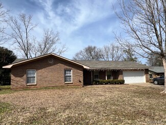 203 Coral Way, Enterprise, AL 36330