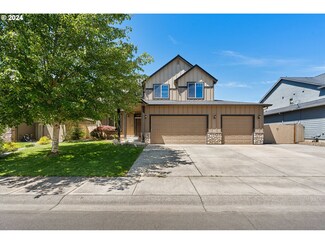 9710 NE 160th Ave, Vancouver, WA 98682