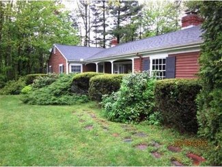 4 Crest Dr W, Dover, MA 02030