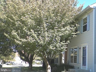 9121 Ridgefield Ln, Frederick, MD 21701