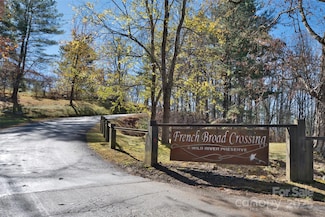 225 Red Fox Trail Unit 17 Bluffs, Marshall, NC 28753