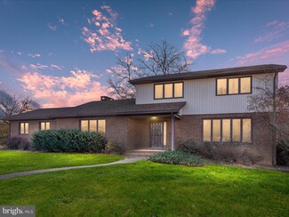 208 Lombardy Ct, Middletown, MD 21769