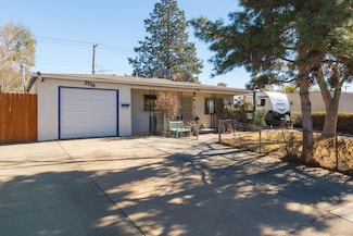 2708 Morris St NE, Albuquerque, NM 87112