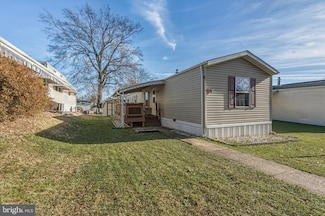 94 Ginwood Ln, Essex, MD 21221