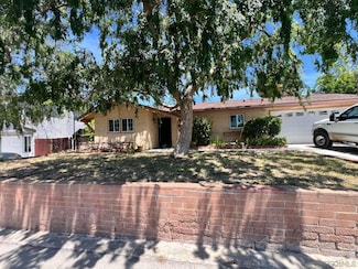 9412 Pennywood Rd, Santee, CA 92071