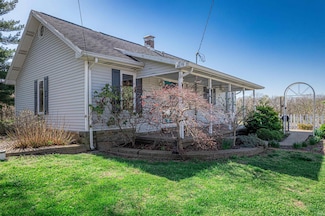 9423 Highway 66, Wadesville, IN 47638