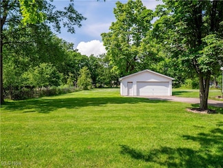 116 Sprague Rd, Berea, OH 44017