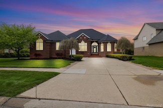 55081 Timberland Ln, Macomb, MI 48042
