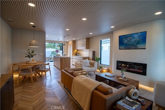 285 Ravenna Dr, Long Beach, CA 90803