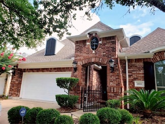 2611 Summer Rain Dr, Manvel, TX 77578