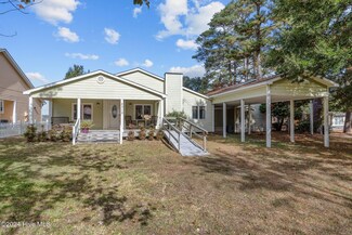 2312 Crab Point Loop Rd, Morehead City, NC 28557