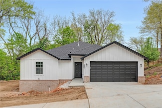 1328 San Miguel Dr, Springdale, AR 72762