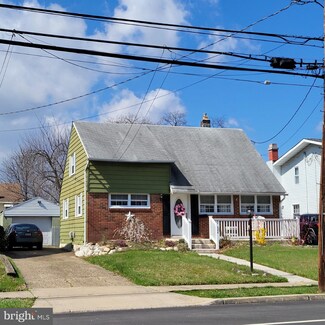 306 Stiles Ave, Maple Shade, NJ 08052