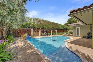 2732 NE 26th St, Fort Lauderdale, FL 33305