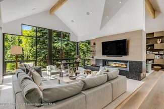 1300 Red Butte Dr, Aspen, CO 81611