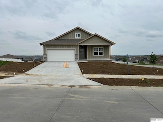 10525 S 113th St, Papillion, NE 68046
