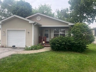 1322 Pearl St, Montgomery, IL 60538