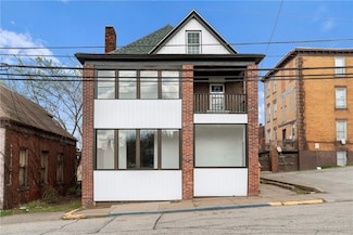 7561 Roslyn St, Pittsburgh, PA 15218