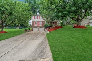 471 Diablo Dr, Pittsburgh, PA 15241