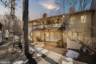 2820 Chablis Cir, Woodbridge, VA 22192