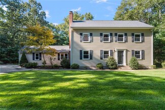 2605 Division Rd, East Greenwich, RI 02818