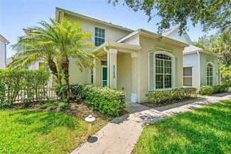 8755 Windy Oaks Ct, Vero Beach, FL 32963