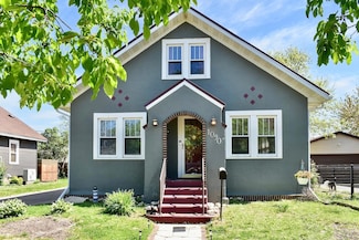 1090 Marian St, Winona, MN 55987