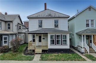 214 2nd St SE, New Philadelphia, OH 44663