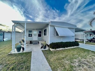 10925 Justice Dr, Port Richey, FL 34668