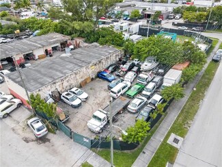 21 Sw St, West Park, FL 33023