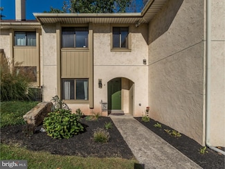 3 Muirfield Dr, Reading, PA 19607