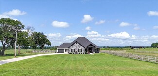11901 Viney Grove Rd, Prairie Grove, AR 72753