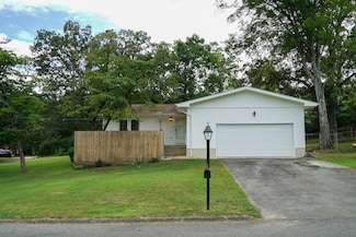 4543 N Ravenwood Dr, Chattanooga, TN 37415