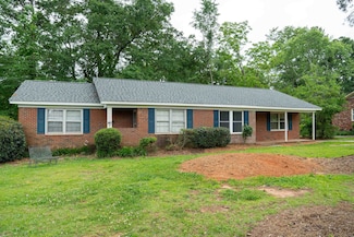 140 Applewood Ln, Spartanburg, SC 29307