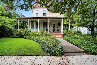1044 Chesapeake Ave, Chesapeake, VA 23324