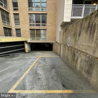 1260 21st St NW Unit 6, Washington, DC 20036