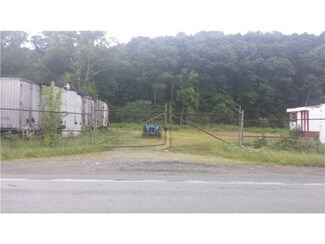 1500 Oakdale Rd, Oakdale, PA 15071