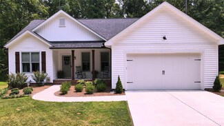 242 Delview Dr, Cherryville, NC 28021