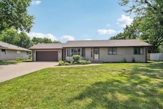 10319 York Ln, Minneapolis, MN 55431