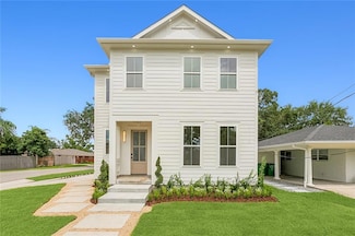 1357 Rose Garden Dr, Metairie, LA 70005