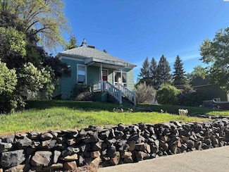 130 E Mohr St, Palouse, WA 99161