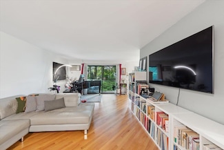 500 Central Park Ave Unit 135, Scarsdale, NY 10583
