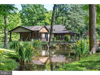 626 Mathews Ave, Doylestown, PA 18901