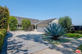 9353 Duxbury Rd, Los Angeles, CA 90034