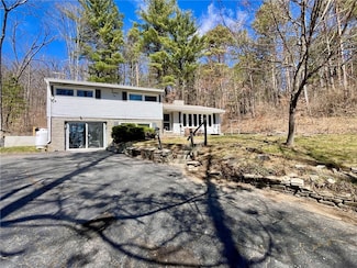 115 Forest Hills Dr, Elmira, NY 14905