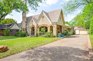 5415 Mccommas Blvd, Dallas, TX 75206