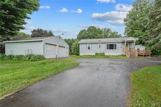 2922 County Route 4, Fulton, NY 13069